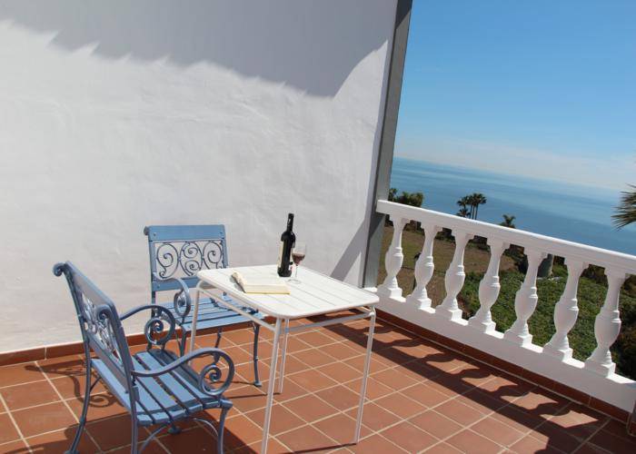 ESTUDIO CON TERRAZA