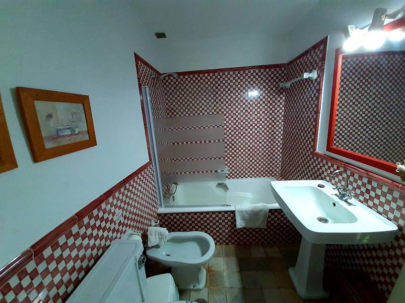 HOTEL3