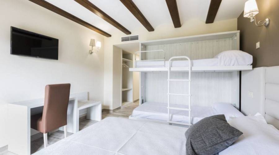Hotel Atiana