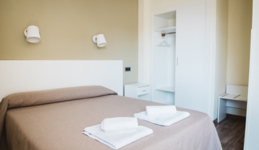 Habitación Hotel Celymar en Benidorm