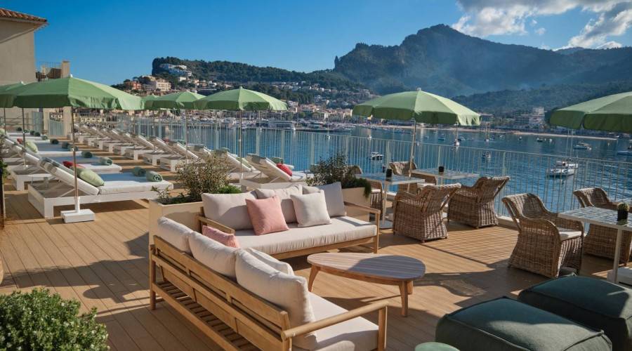 hotel salino port 