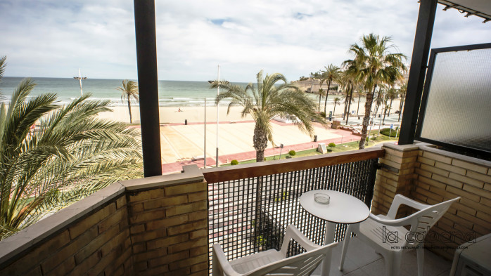 Vistas al Mar y Castillo.